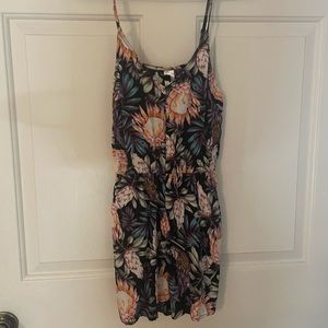 Small Romper with Tropical Pattern